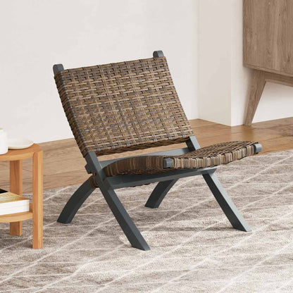 Sedia Relax Grigia in Rattan Kubu Naturale e Mogano Massello