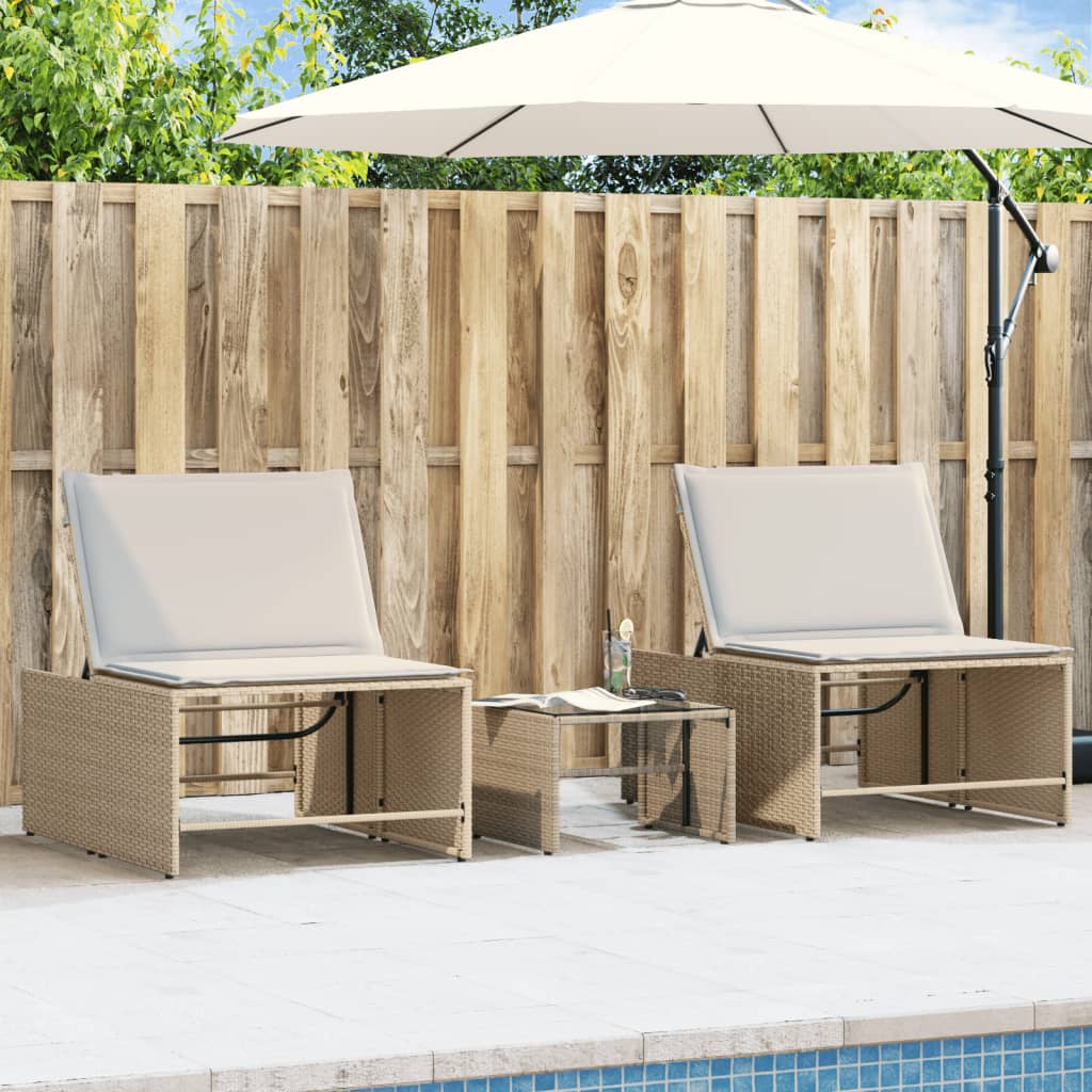 Lettini prendisole 2 pz con tavolo beige in polyrattan
