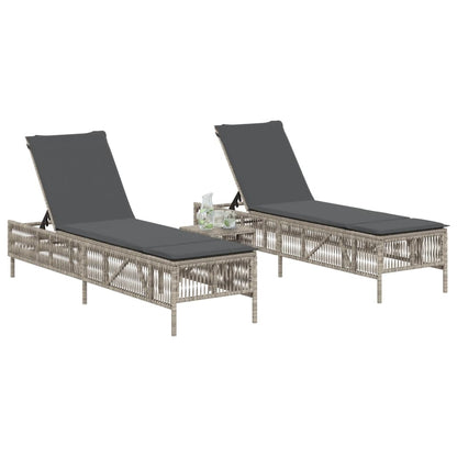 Lettino Prendisole 2 pz con Cuscini Grigio Chiaro in Polyrattan