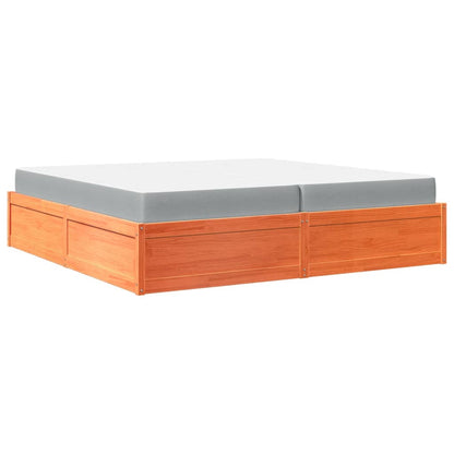 Letto con Materasso Marrone Cera 200x200cm Legno Massello Pino