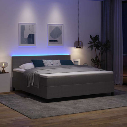 Letto a Sorgente LED Grigio chiaro e bianco 180 x 200 cm
