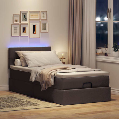 Pouf Letto con Materasso e LED Marrone Scuro 90x200 cm Tessuto