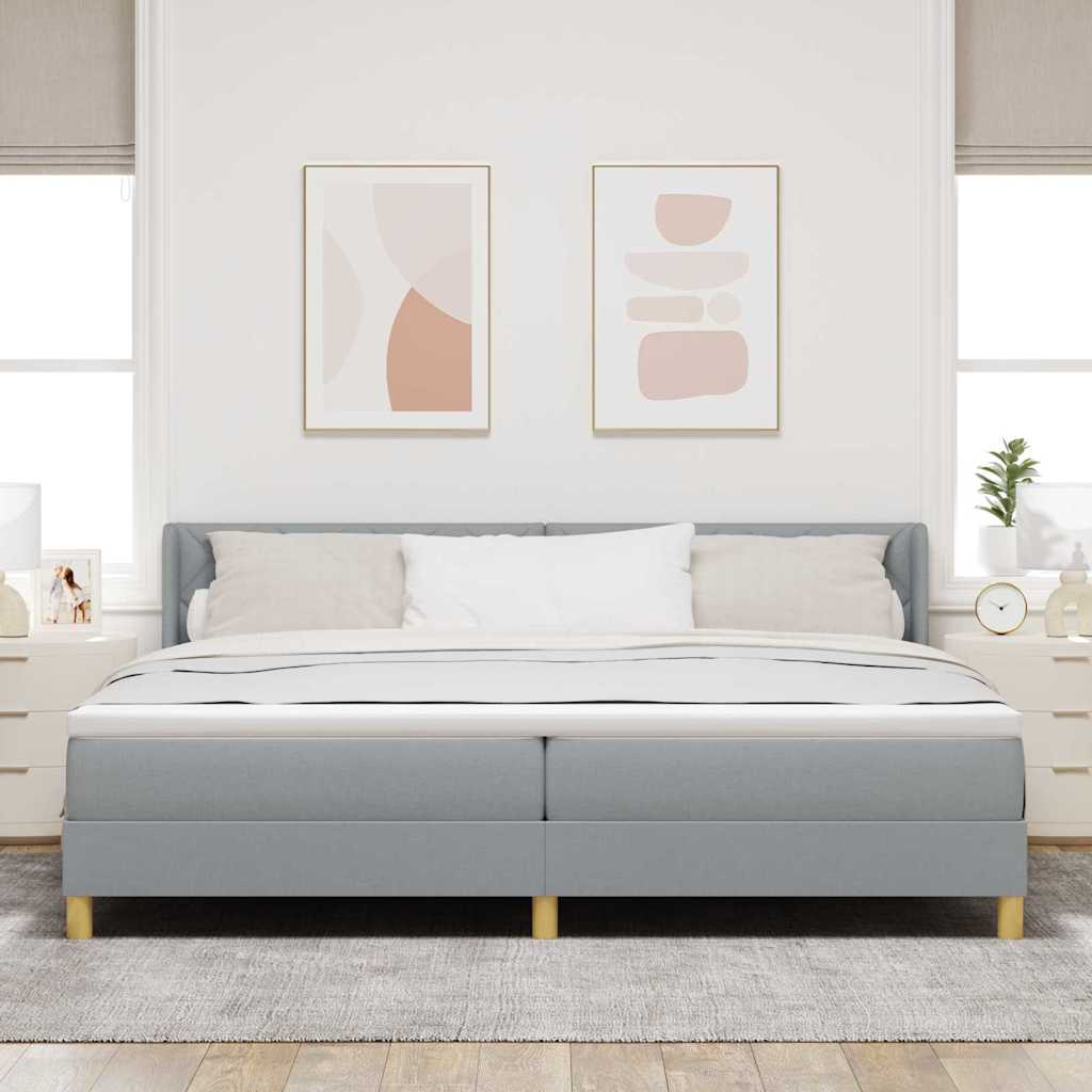 <strong>Letto a Molle< / strong> Grigio chiaro 200 x 200 cm