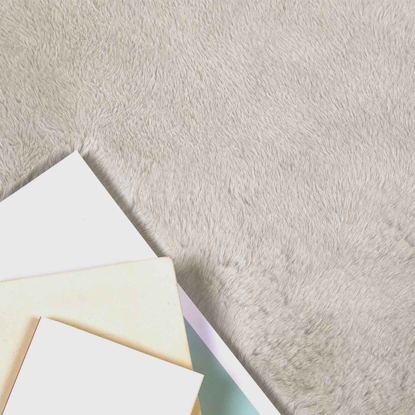 Tappeto antiscivolo in di coniglio sintetica Olite Beige