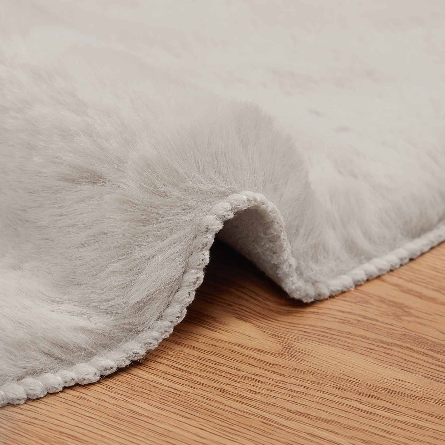Tappeto antiscivolo in di coniglio sintetica Olite Beige