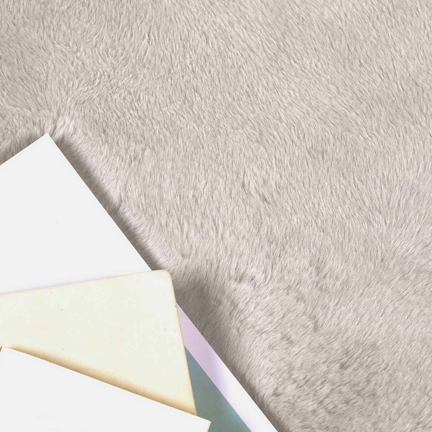 Tappeto antiscivolo in di coniglio sintetica Olite Beige